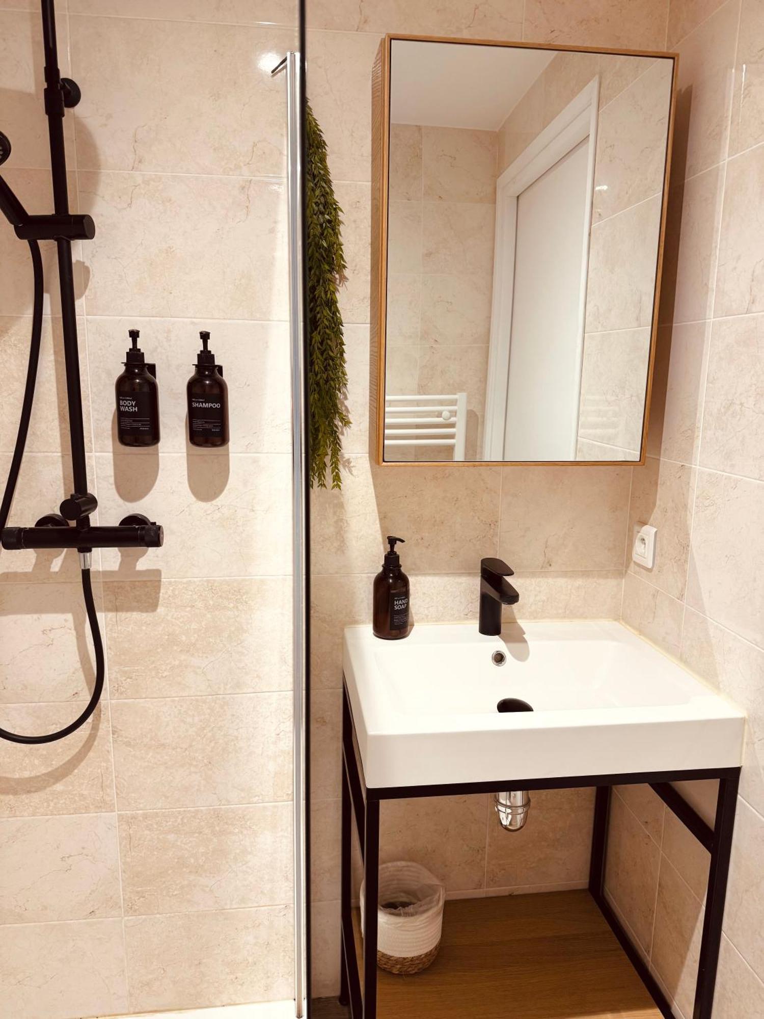 Claelle Appartment - 200M Beach Мандельє-ла-Напуль Екстер'єр фото